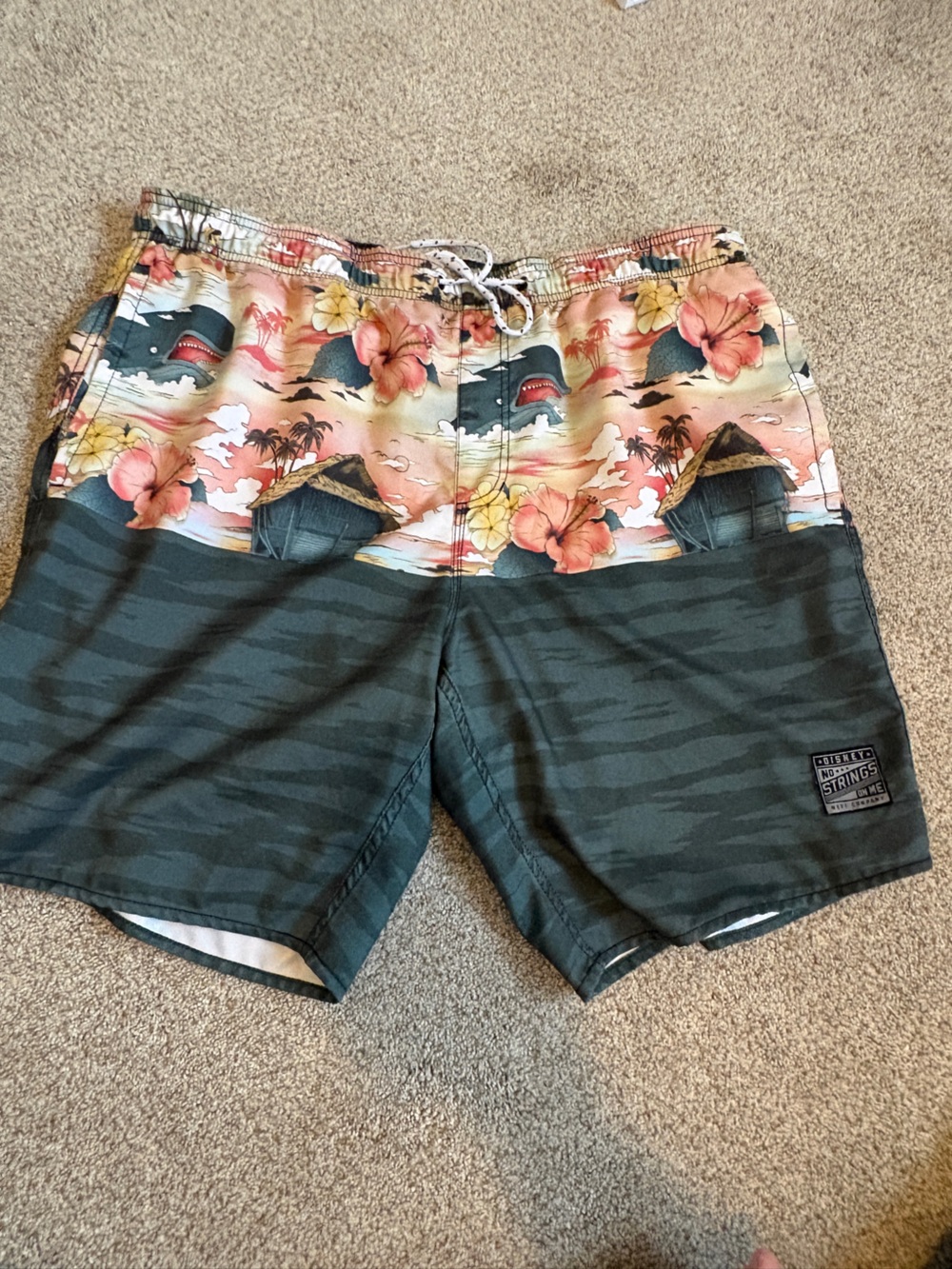 Neff x Disney Men’s XL Swim Shorts Board Short Pinocchio Outdoor beach vacation